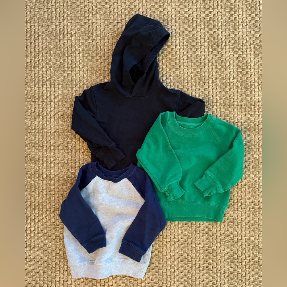 Lot of 3 sweatshirts, size 2/2T - Primary and Cat & Jack